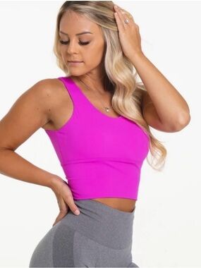 NVGTN Essence Fuchsia Bra
